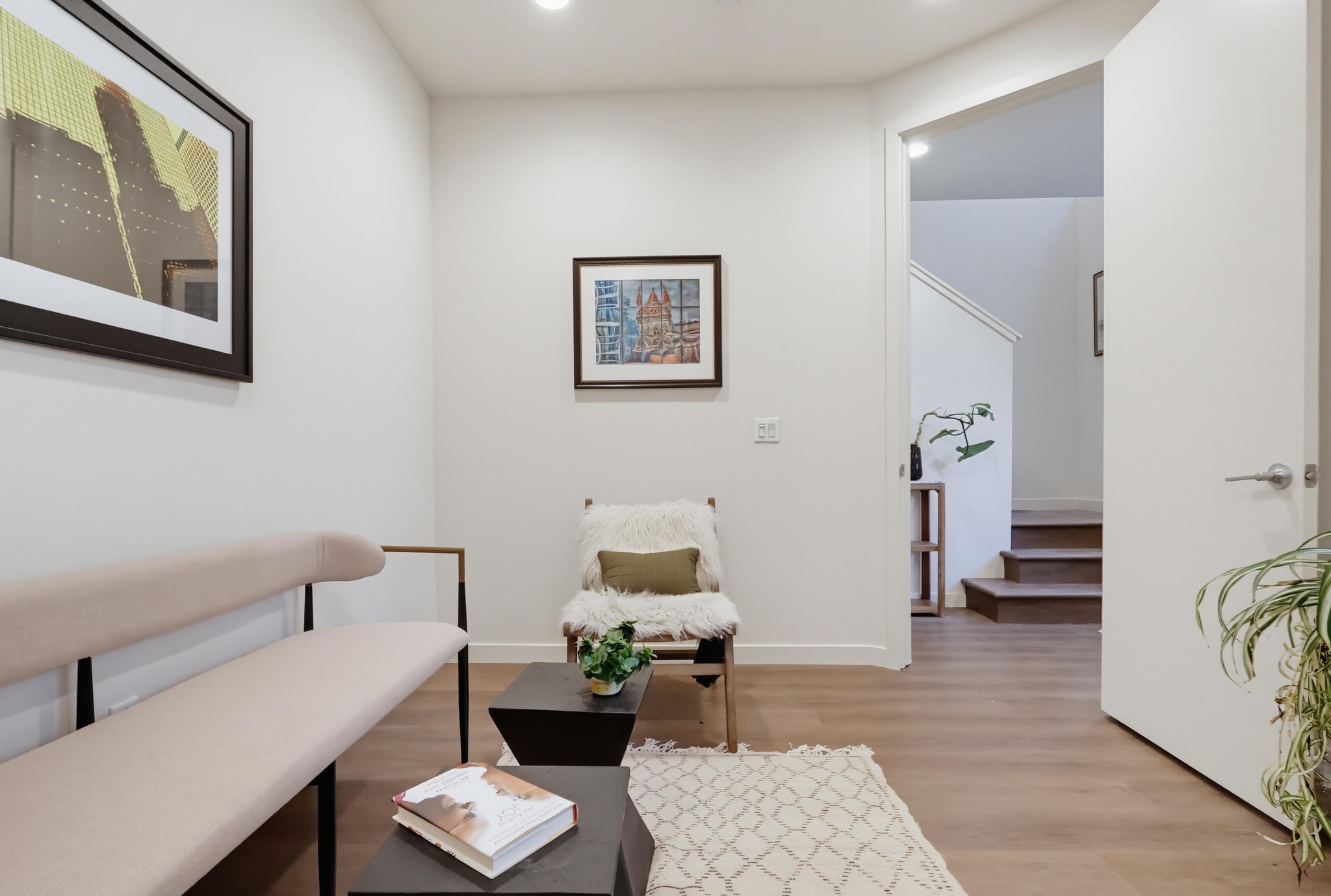 Virtual tour photo 10 of 78 for 1546 Chia Wy