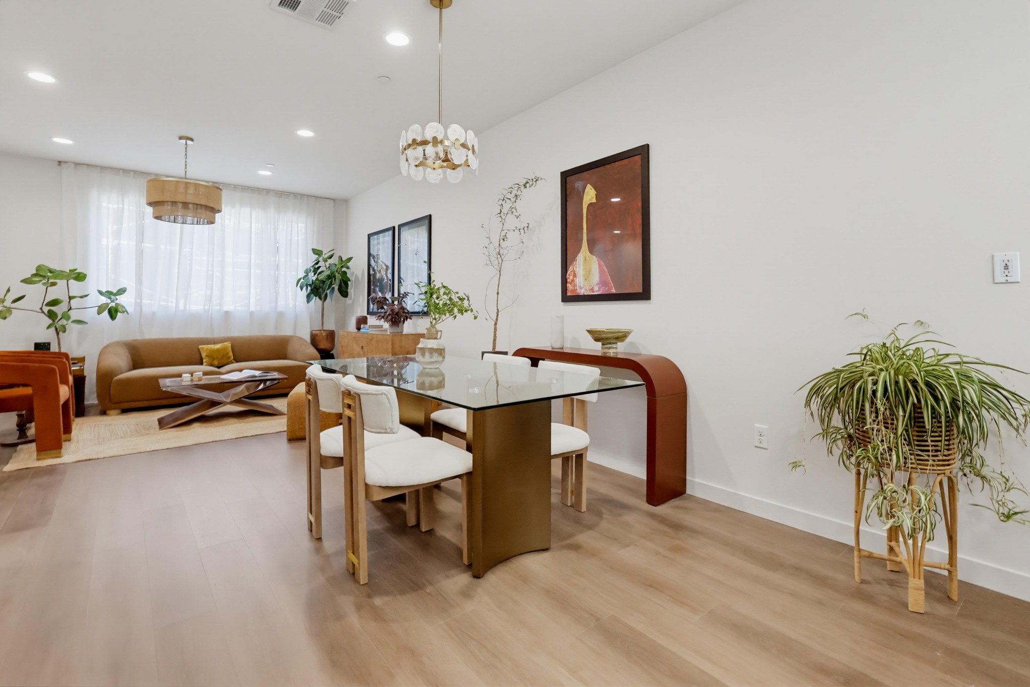 Virtual tour photo 20 of 78 for 1546 Chia Wy