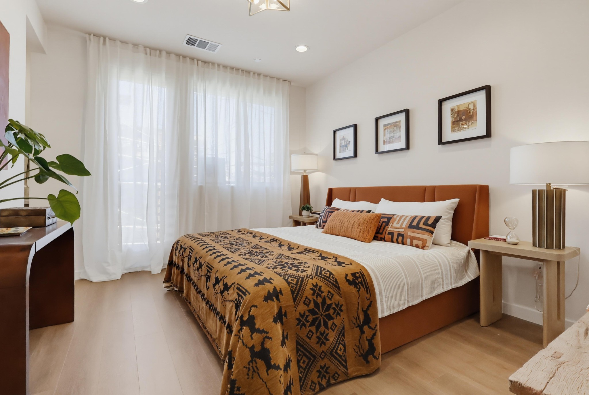 Virtual tour photo 40 of 78 for 1546 Chia Wy