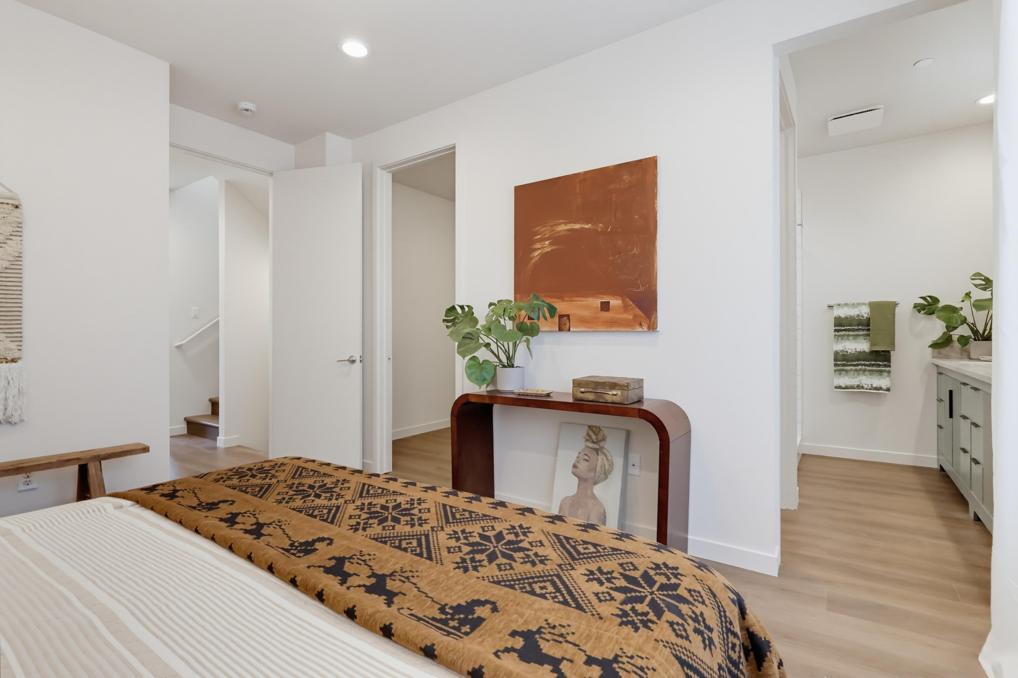 Virtual tour photo 42 of 78 for 1546 Chia Wy