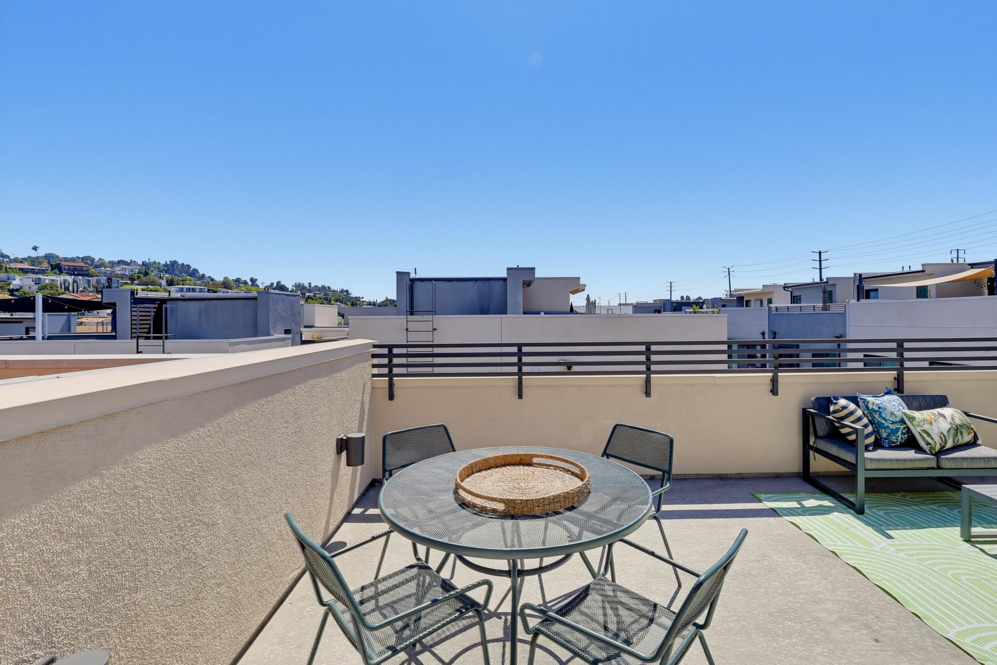 Virtual tour photo 67 of 78 for 1546 Chia Wy