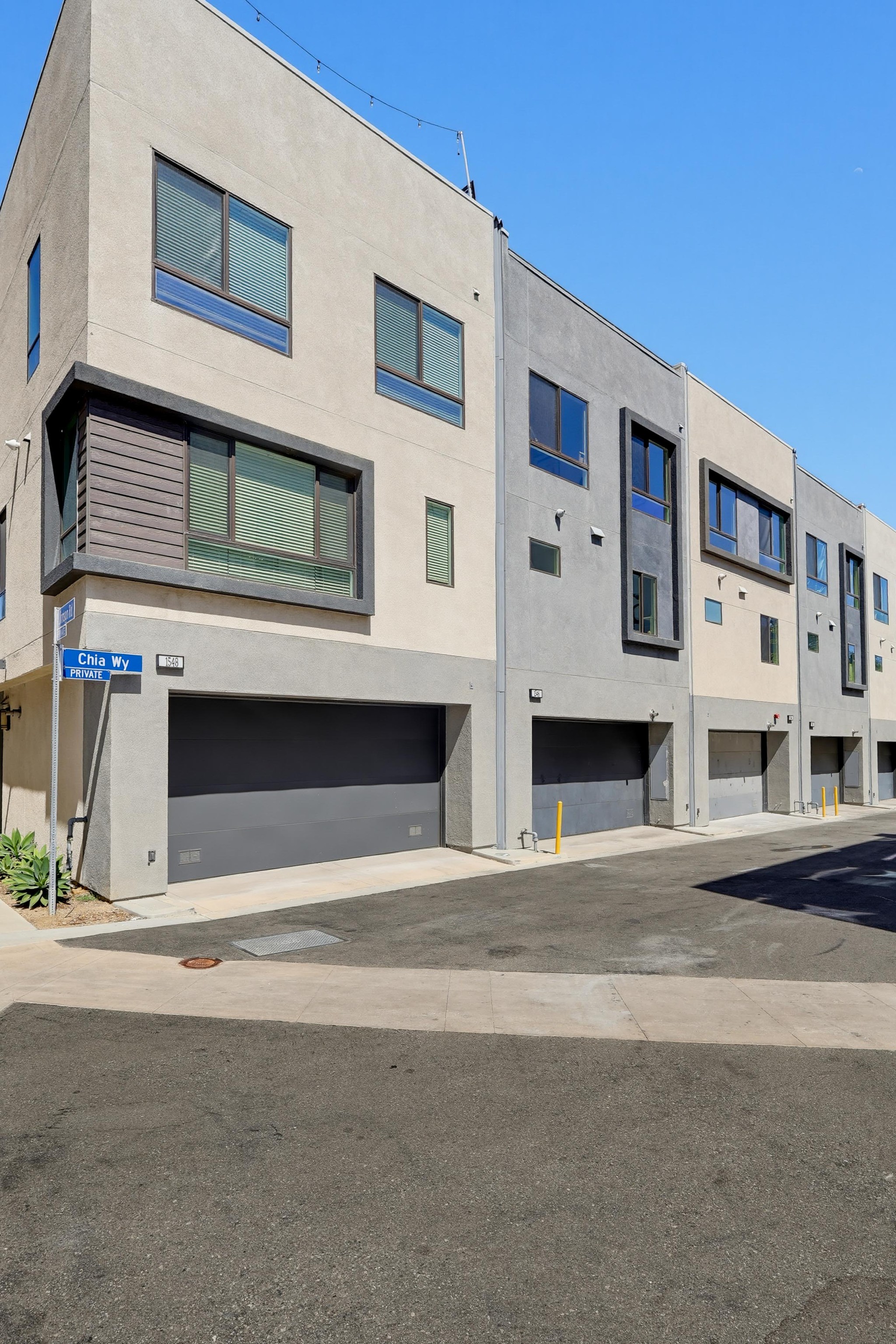 Virtual tour photo 75 of 78 for 1546 Chia Wy