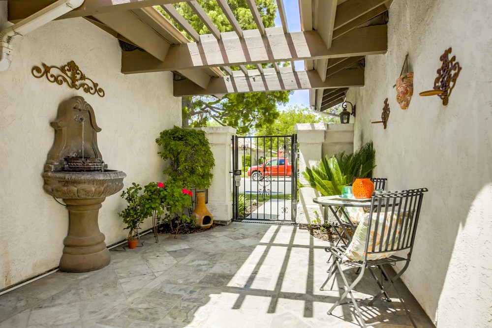 Virtual tour photo 5 of 27 for 15465 Caldas De Reyes