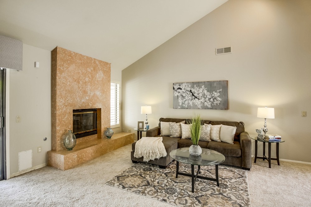Virtual tour photo 7 of 27 for 15465 Caldas De Reyes