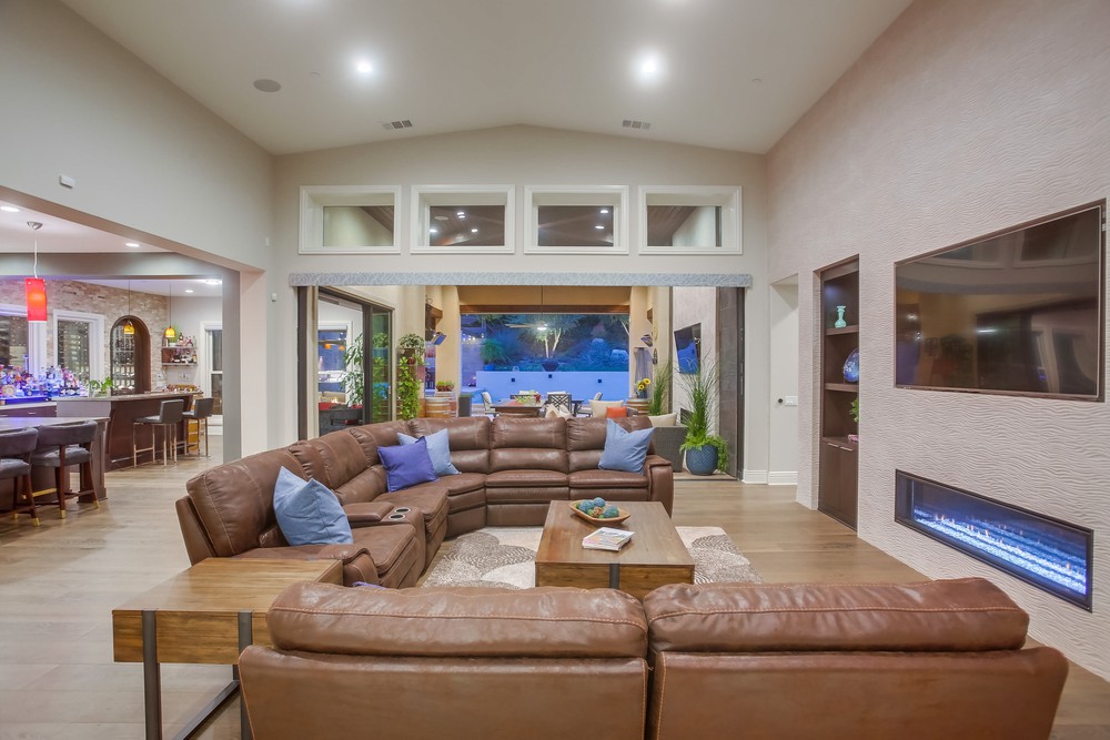 Virtual tour photo 39 of 177 for 15470 Artesian Ridge Rd