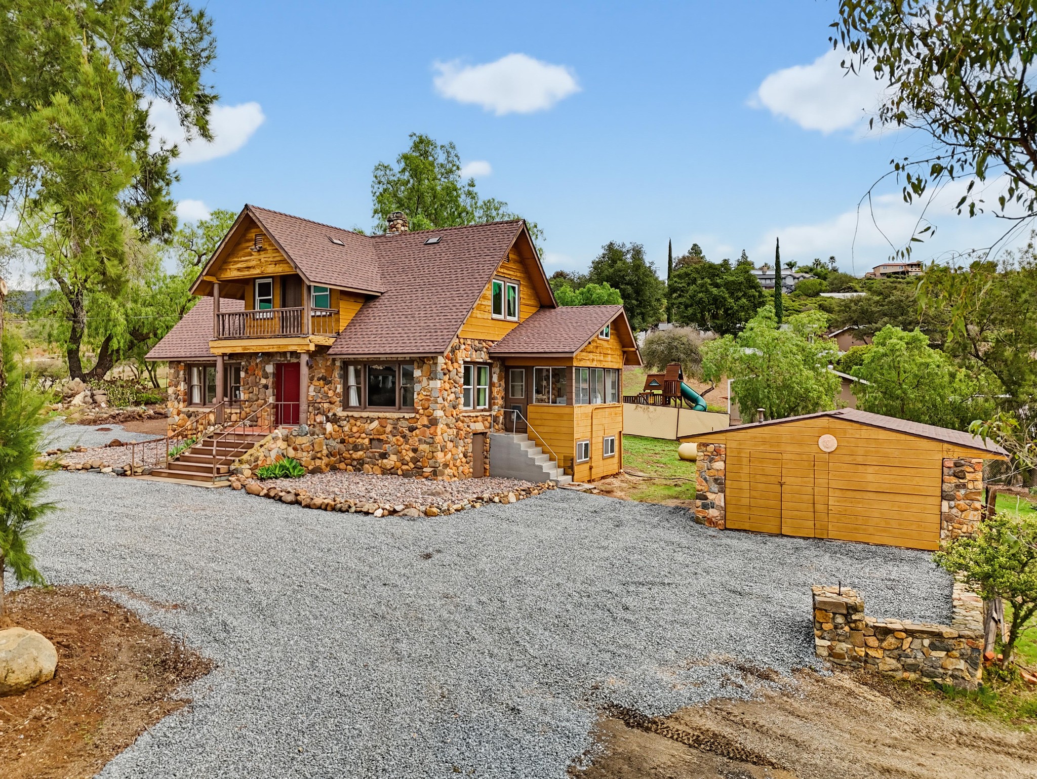Virtual tour photo 6 of 116 for 1549 Marshall Rd