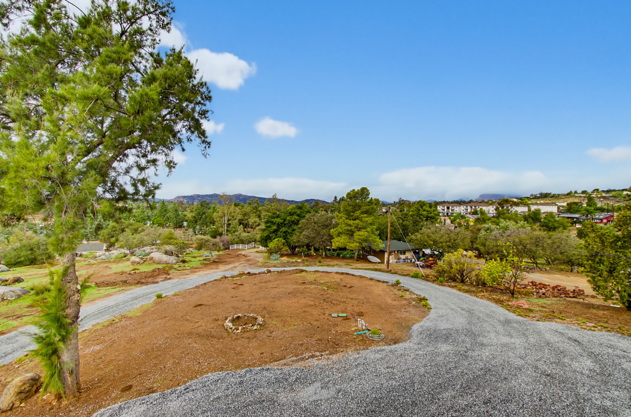 Virtual tour photo 77 of 116 for 1549 Marshall Rd
