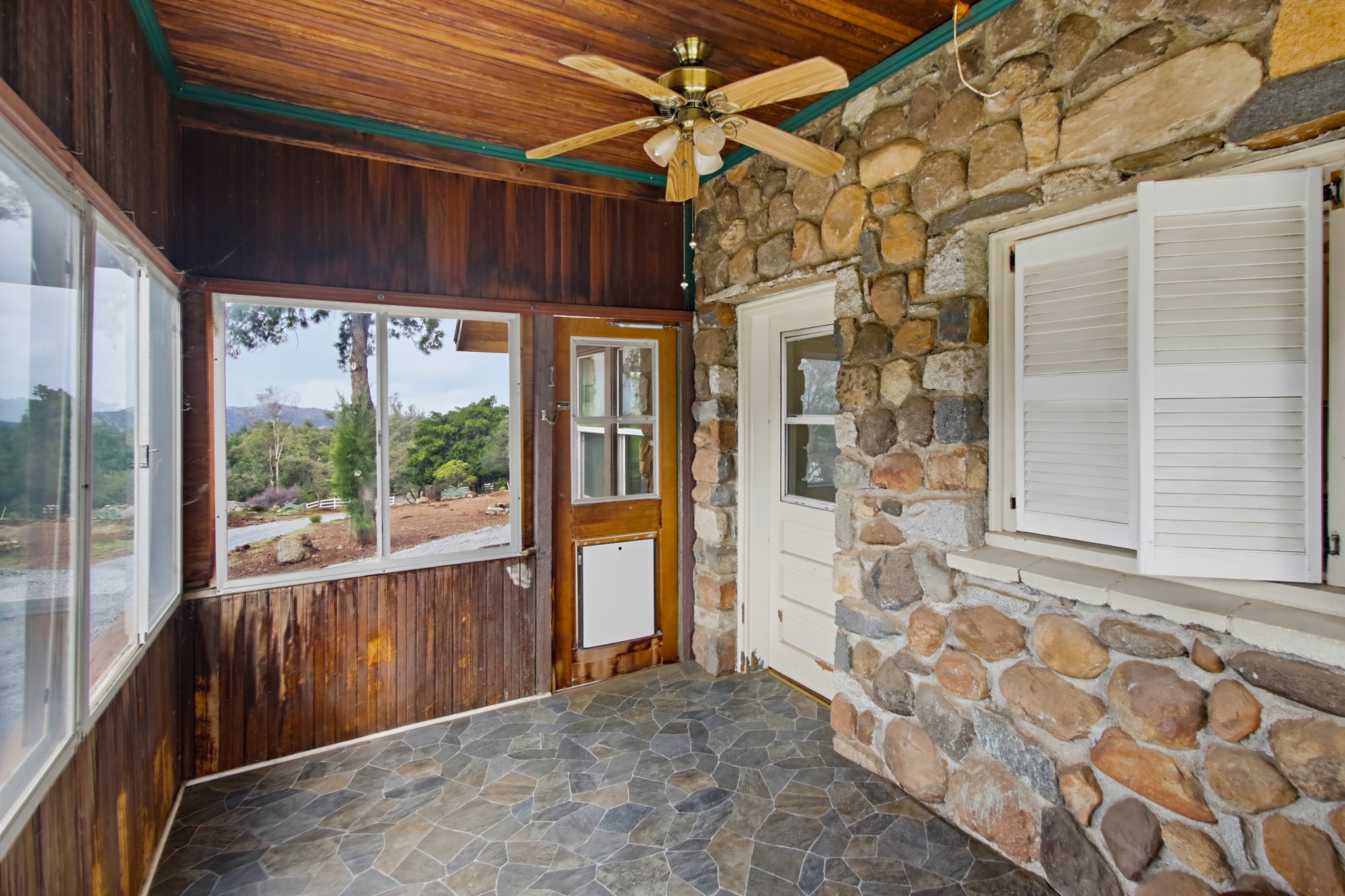 Virtual tour photo 91 of 116 for 1549 Marshall Rd