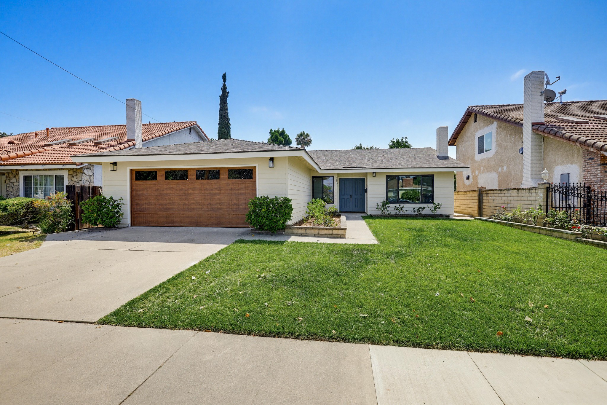 Virtual tour photo 1 of 73 for 155 S Lincoln St