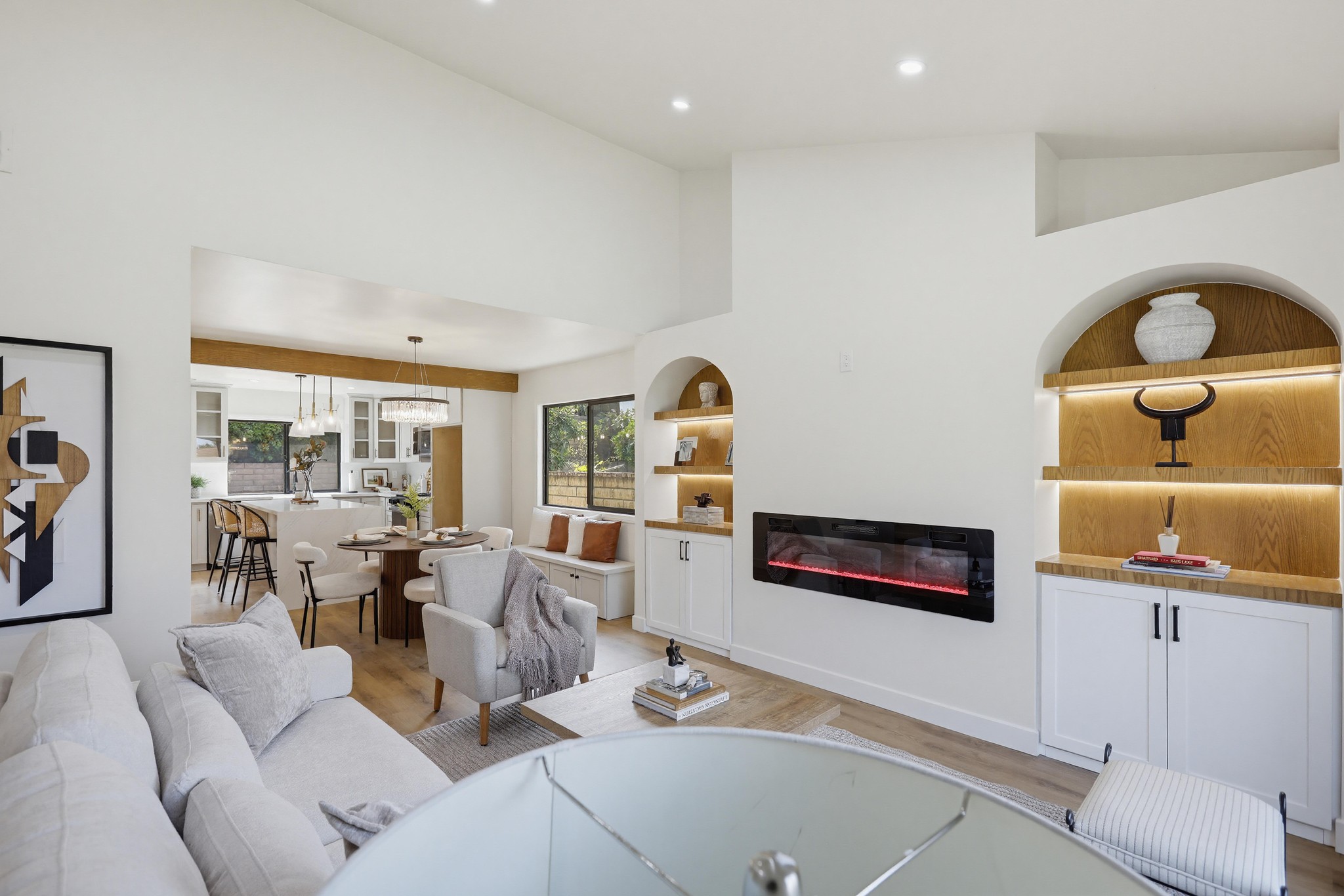 Virtual tour photo 13 of 73 for 155 S Lincoln St