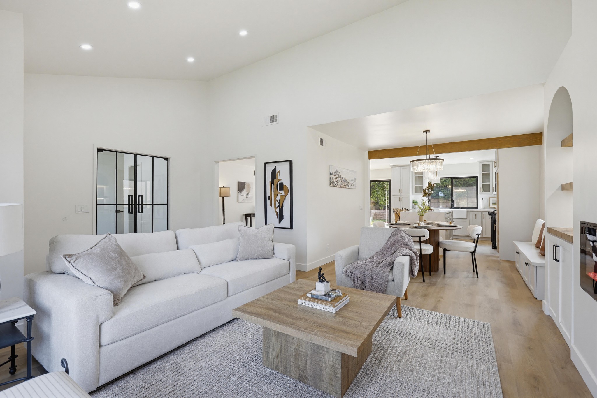 Virtual tour photo 14 of 73 for 155 S Lincoln St