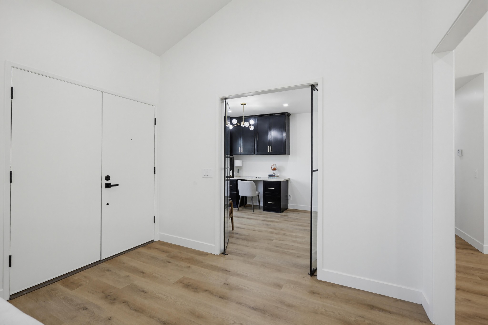 Virtual tour photo 18 of 73 for 155 S Lincoln St