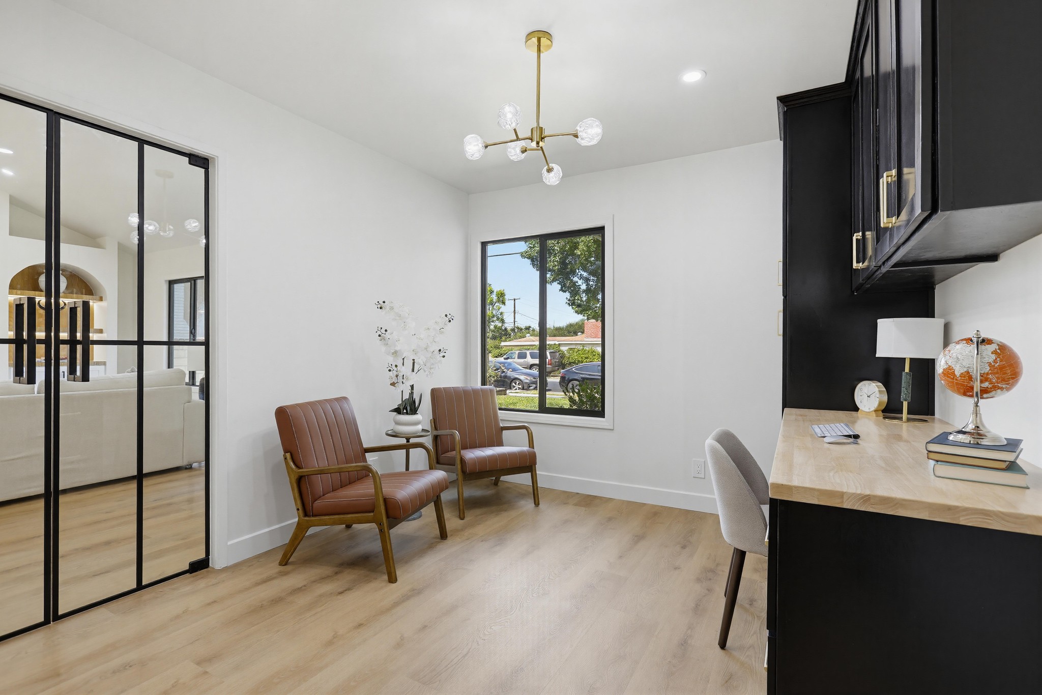 Virtual tour photo 20 of 73 for 155 S Lincoln St