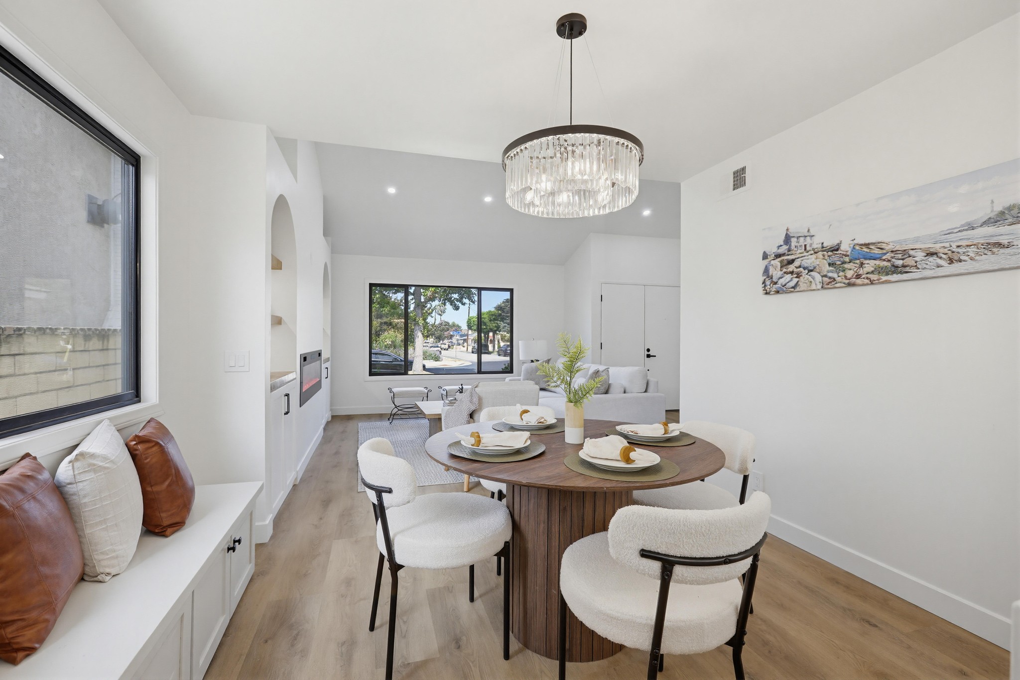 Virtual tour photo 28 of 73 for 155 S Lincoln St