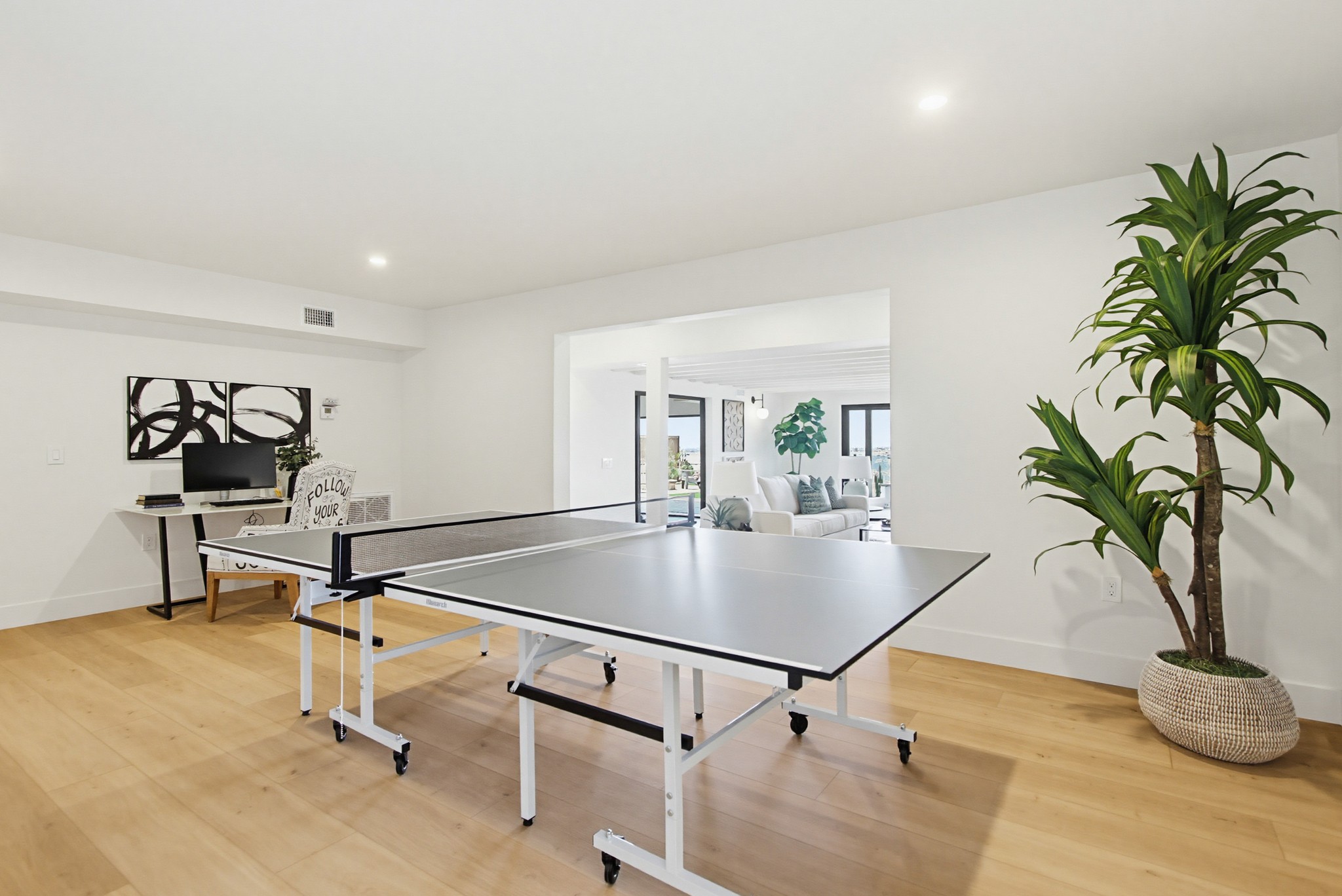 Virtual tour photo 32 of 164 for 1550 Everview Rd