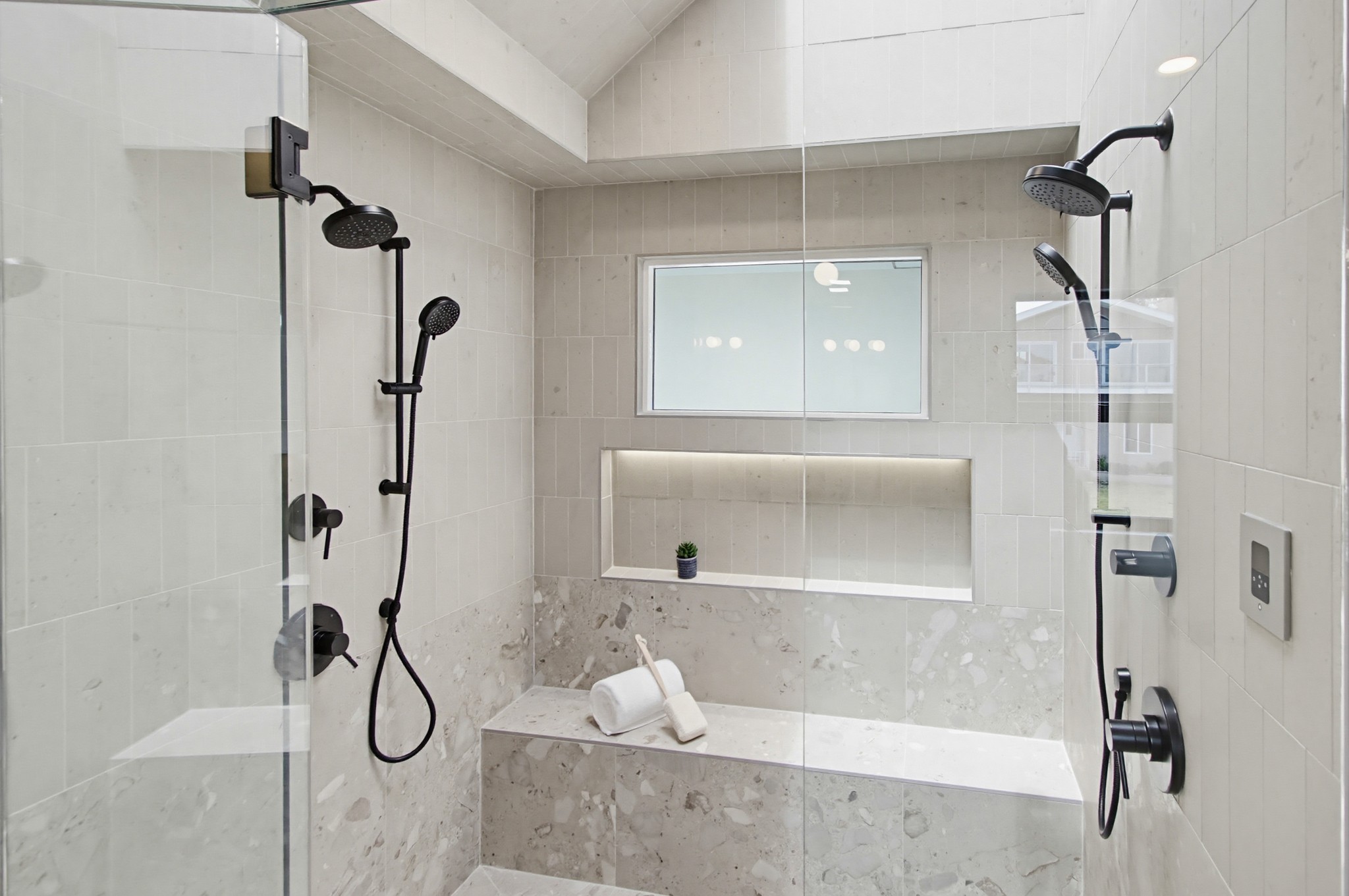 Virtual tour photo 84 of 164 for 1550 Everview Rd