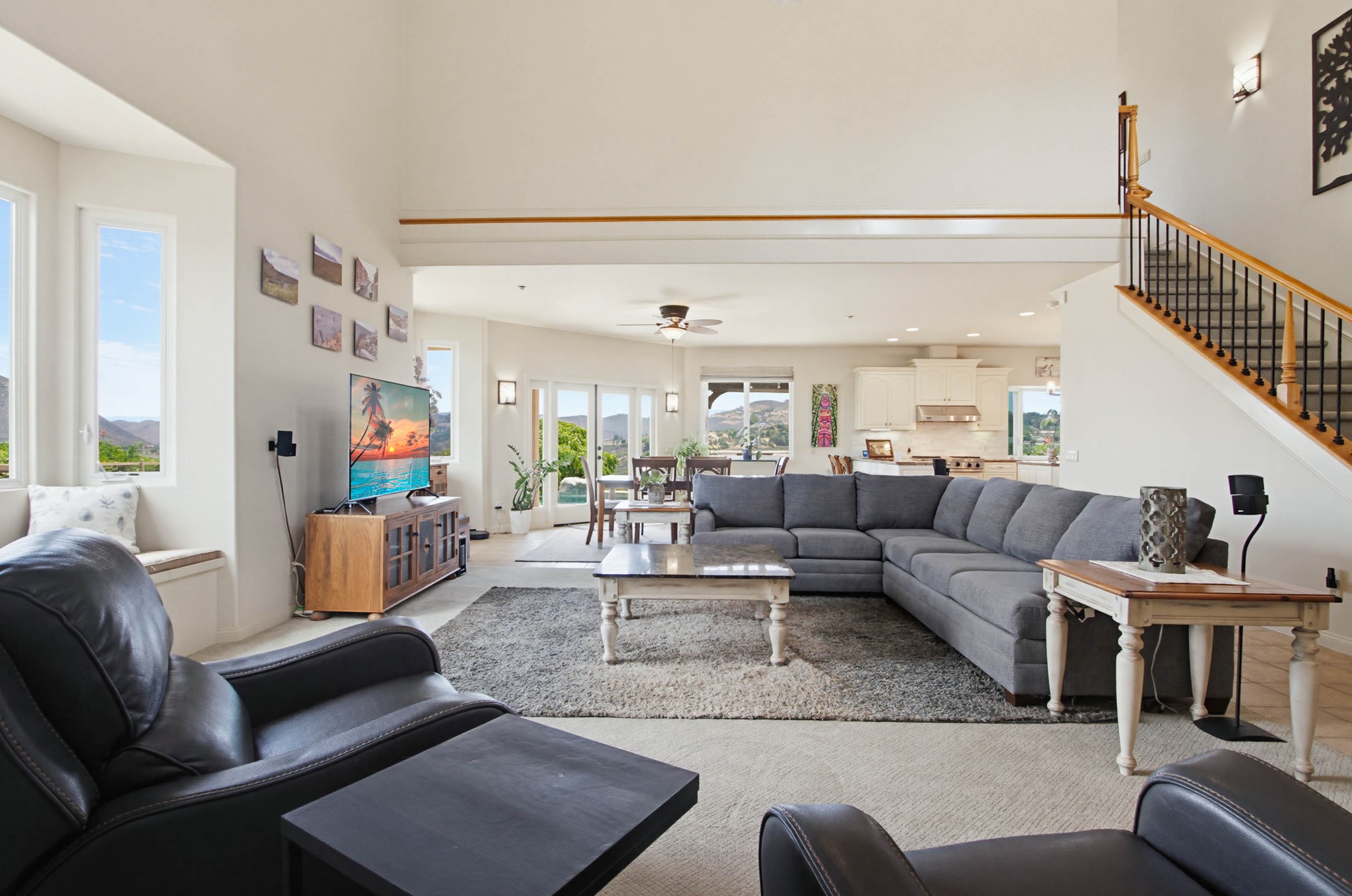 Virtual tour photo 10 of 73 for 1550 Knoll Park Ln
