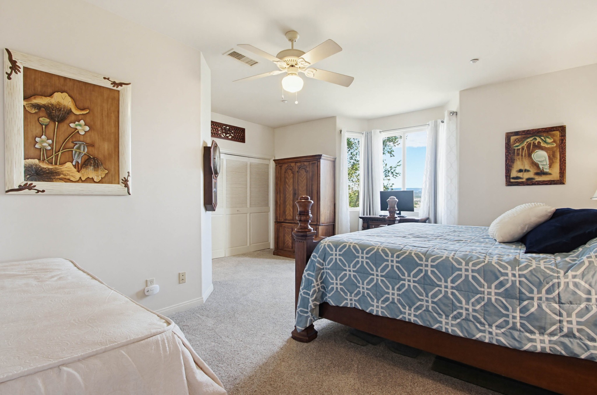 Virtual tour photo 36 of 73 for 1550 Knoll Park Ln