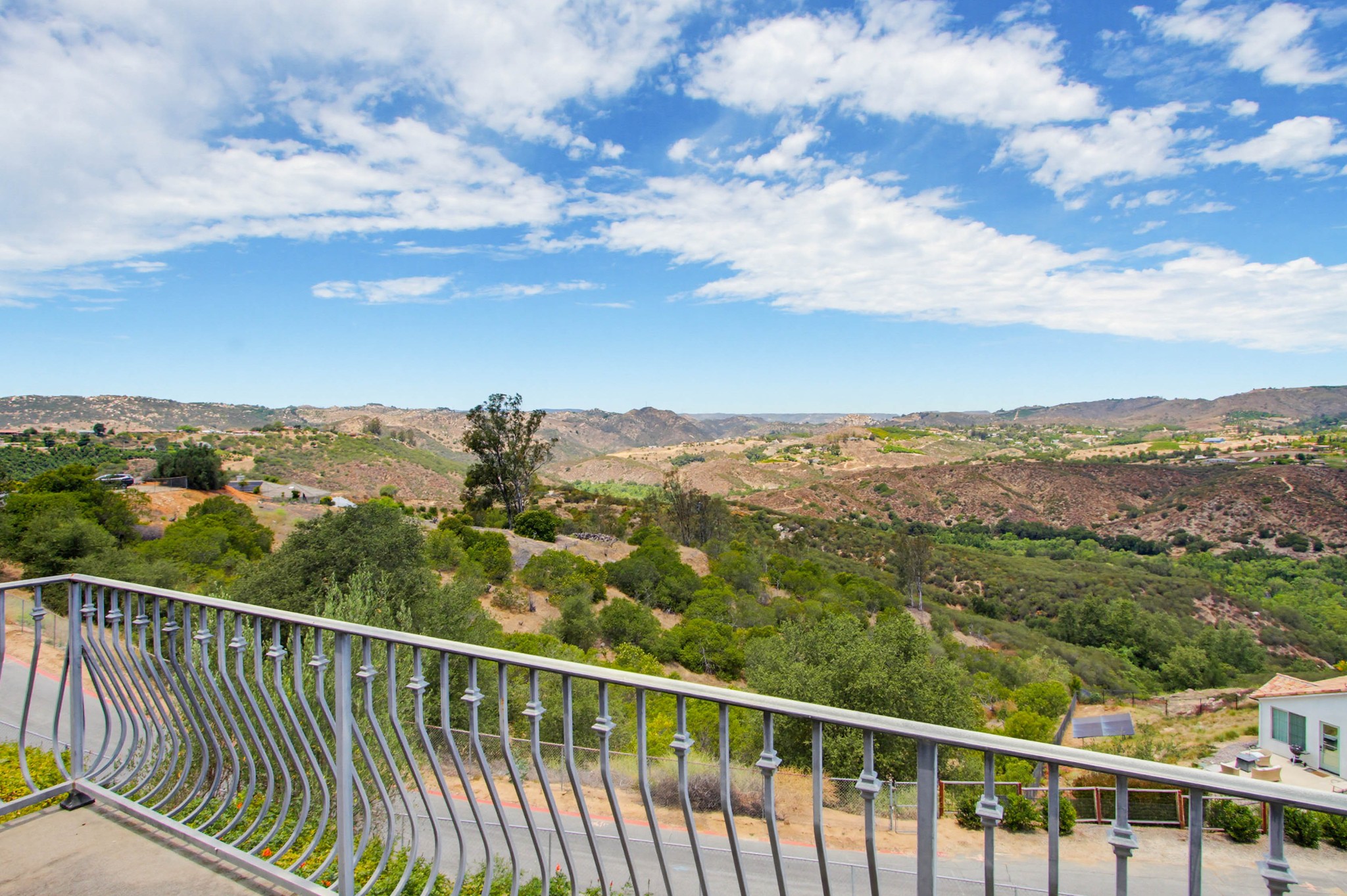 Virtual tour photo 49 of 73 for 1550 Knoll Park Ln