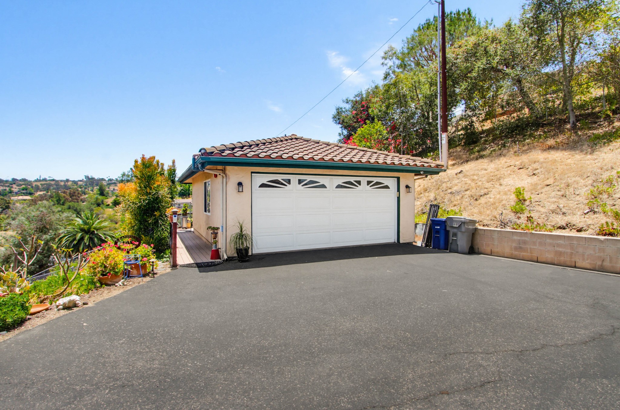 Virtual tour photo 69 of 73 for 1550 Knoll Park Ln