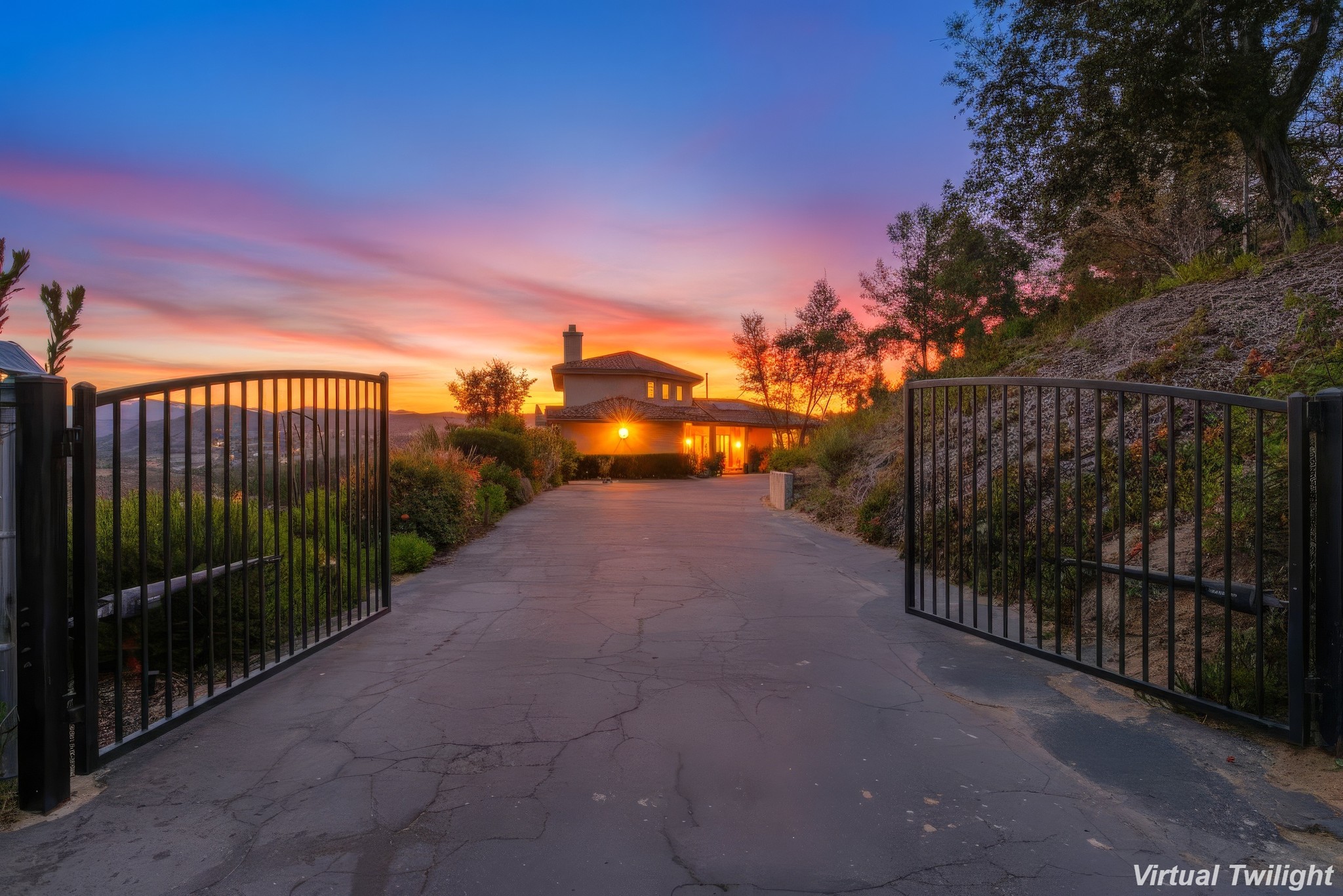 Virtual tour photo 72 of 73 for 1550 Knoll Park Ln