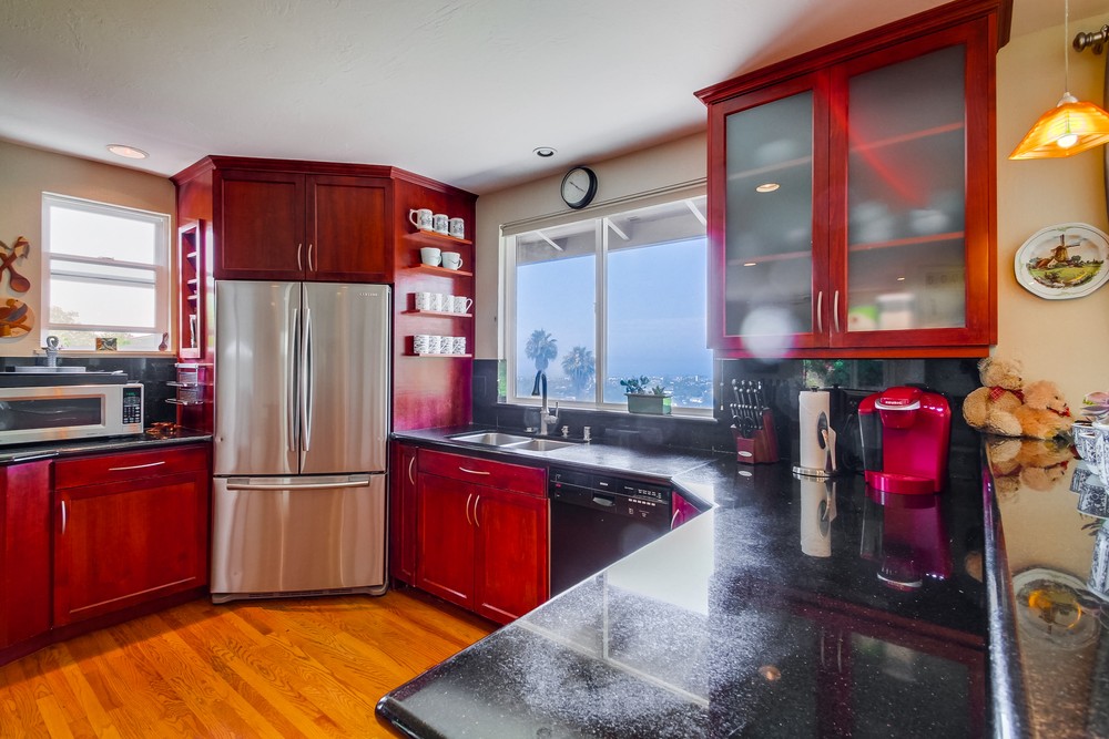 Virtual tour photo 15 of 74 for 1550 Monmouth Dr