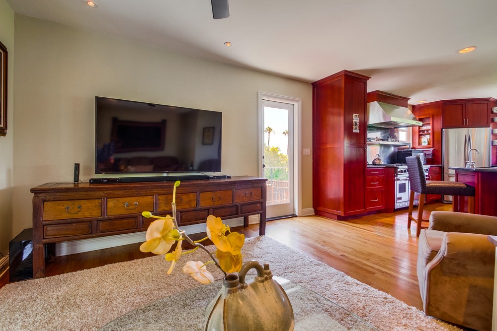Virtual tour photo 17 of 74 for 1550 Monmouth Dr