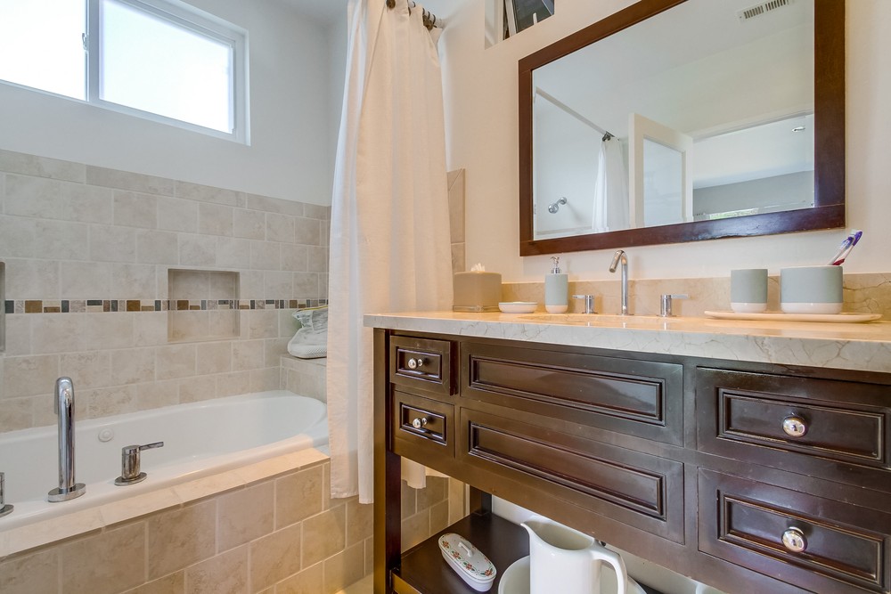 Virtual tour photo 54 of 74 for 1550 Monmouth Dr