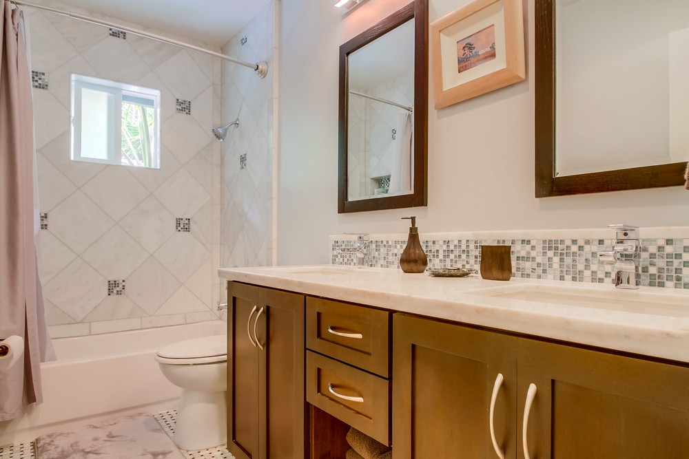 Virtual tour photo 57 of 74 for 1550 Monmouth Dr