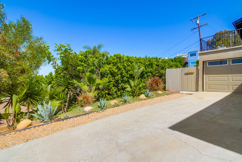 Virtual tour photo 75 of 74 for 1550 Monmouth Dr