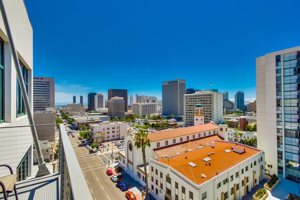Virtual tour photo 12 of 45 for 1551 4th Avenue #808