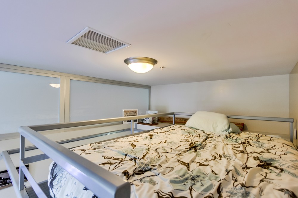 Virtual tour photo 38 of 45 for 1551 4th Avenue #808