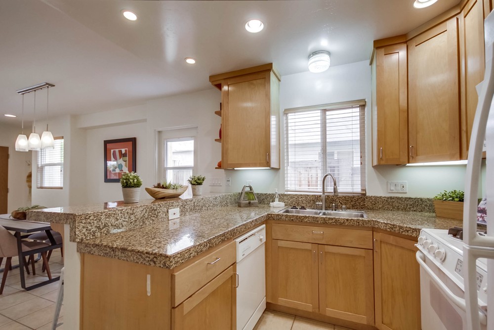 Virtual tour photo 22 of 59 for 1551 Felspar St