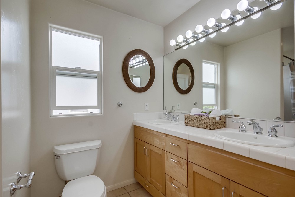 Virtual tour photo 40 of 59 for 1551 Felspar St