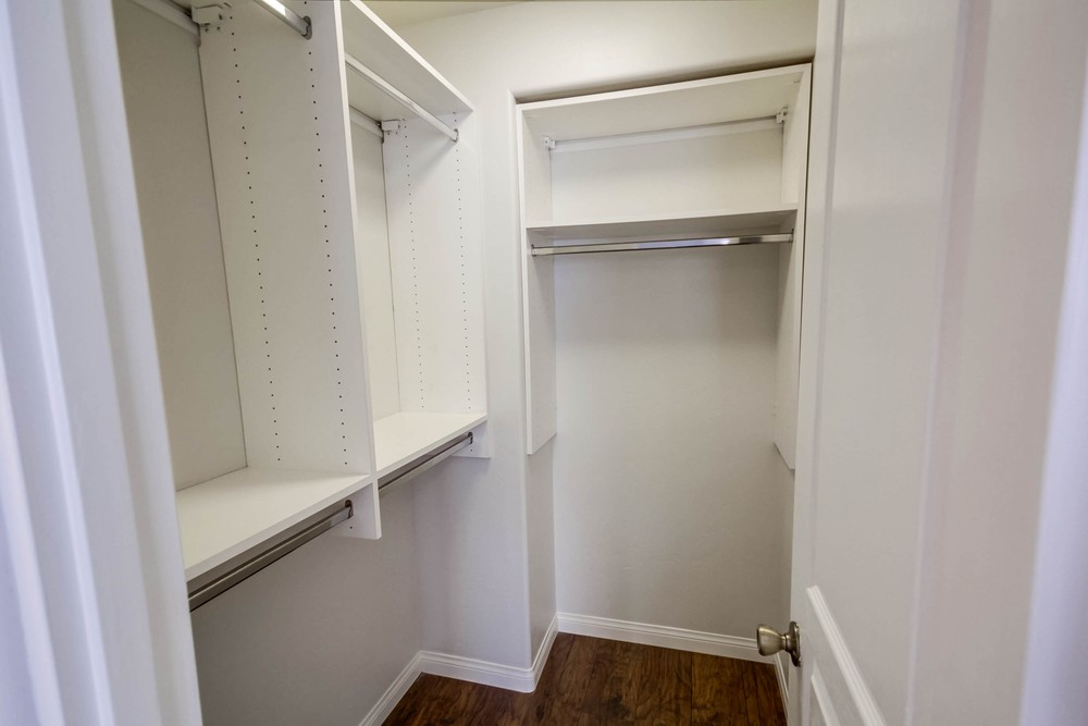 Virtual tour photo 51 of 59 for 1551 Felspar St