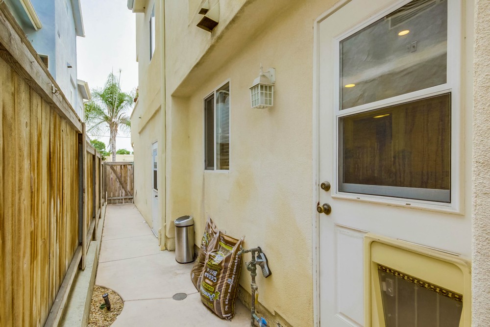 Virtual tour photo 57 of 59 for 1551 Felspar St