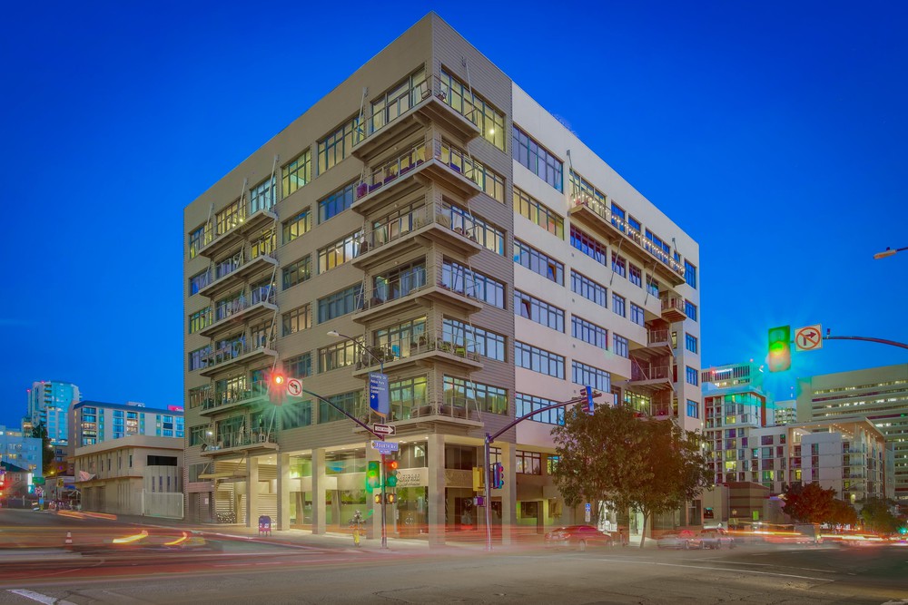 Virtual tour photo 1 of 92 for 1551 Fourth Ave