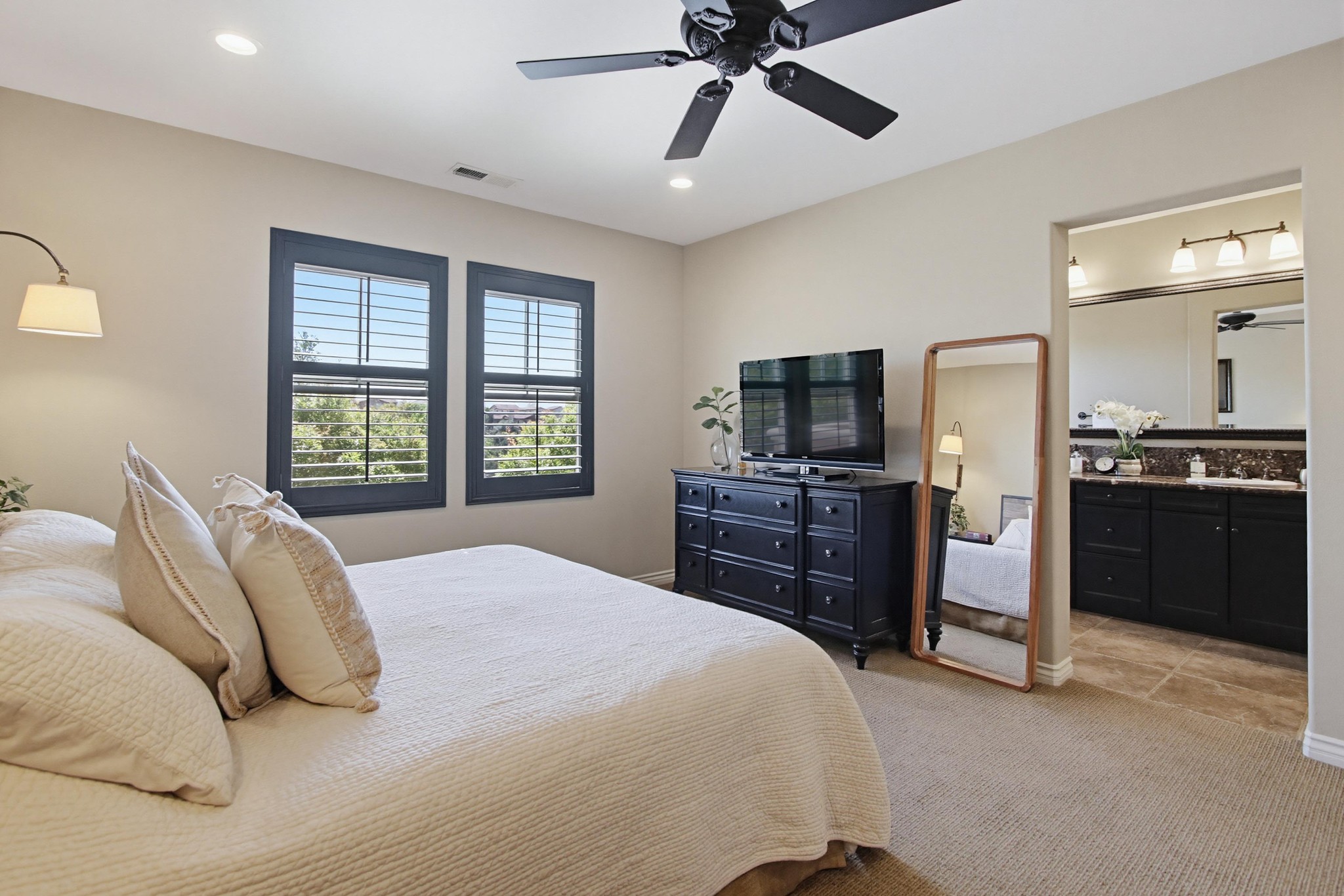 Virtual tour photo 35 of 55 for 15532 Paseo Del Sur