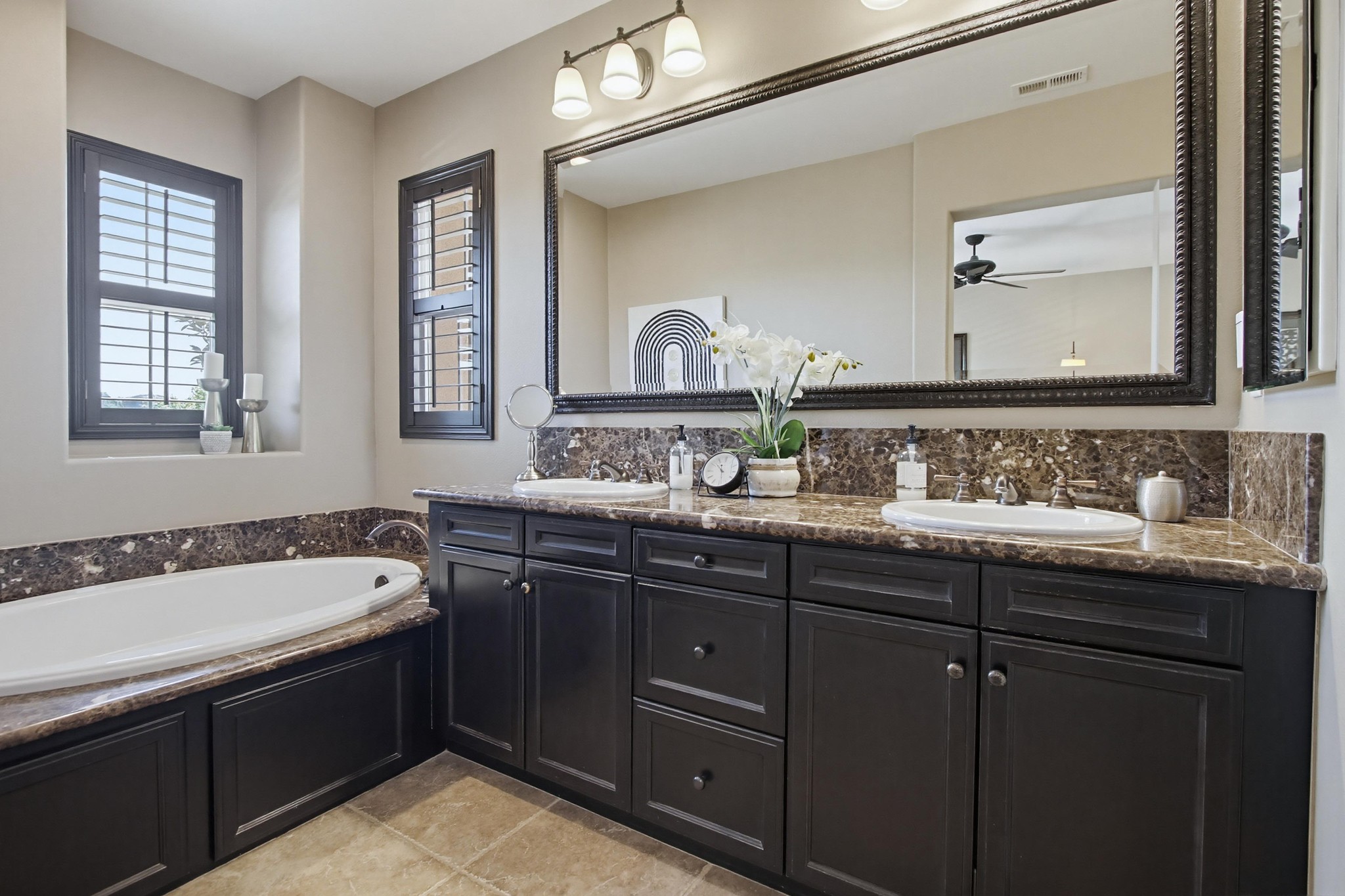 Virtual tour photo 38 of 55 for 15532 Paseo Del Sur