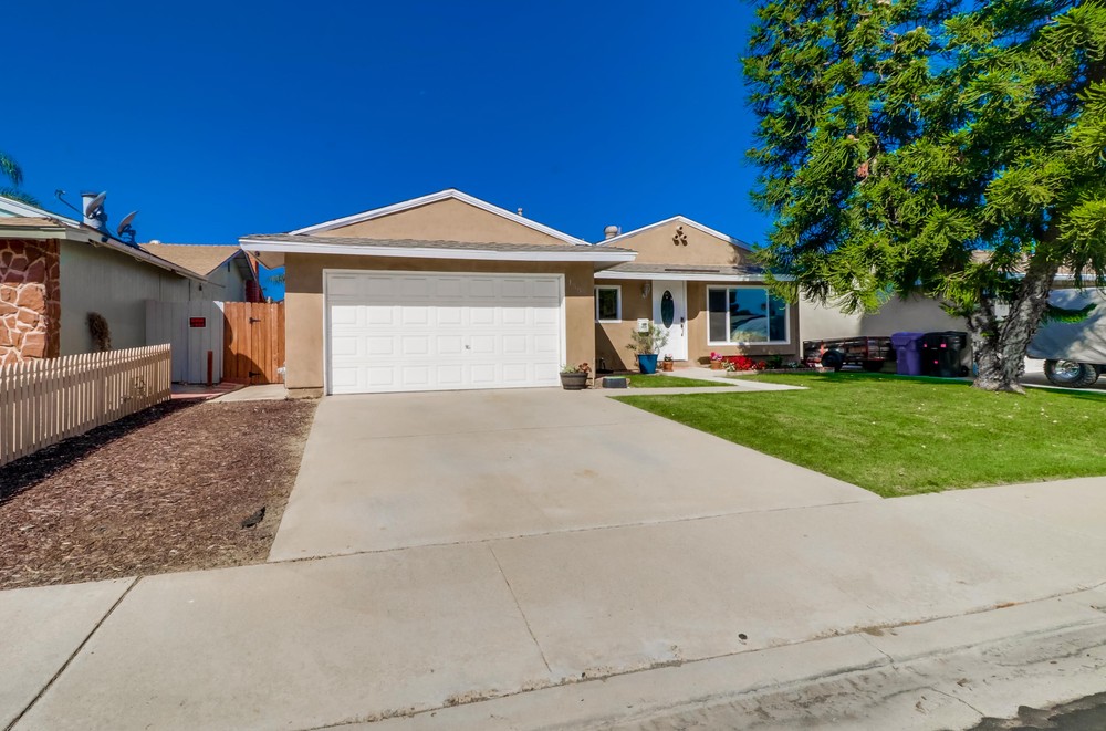 Virtual tour photo 4 of 48 for 1554 Arequipa St