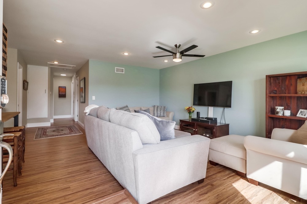 Virtual tour photo 8 of 48 for 1554 Arequipa St