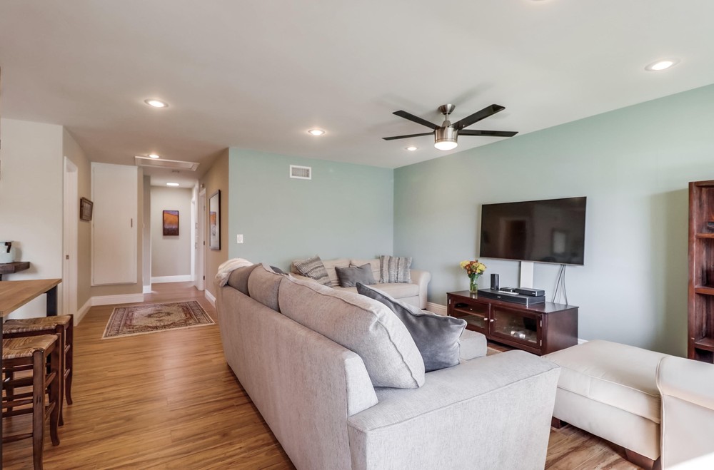 Virtual tour photo 9 of 48 for 1554 Arequipa St