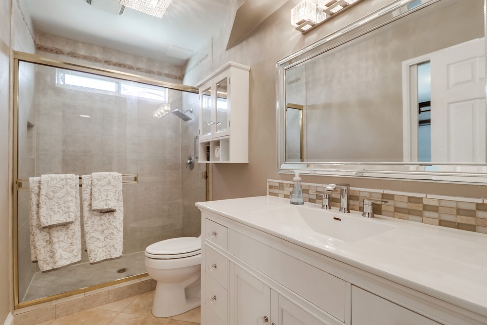 Virtual tour photo 23 of 53 for 15570 Paseo Jenghiz