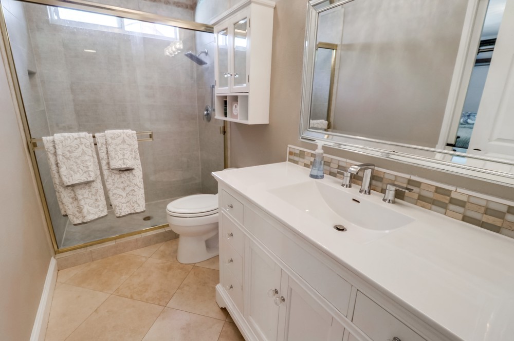 Virtual tour photo 24 of 53 for 15570 Paseo Jenghiz