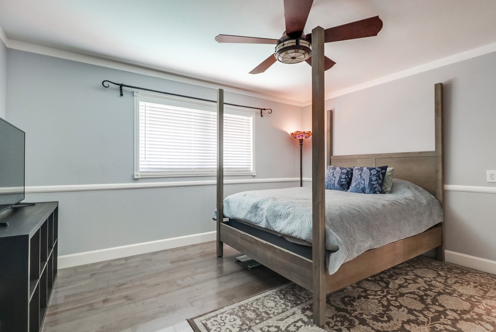 Virtual tour photo 34 of 53 for 15570 Paseo Jenghiz