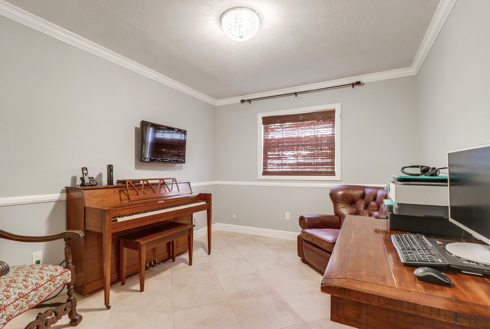 Virtual tour photo 36 of 53 for 15570 Paseo Jenghiz