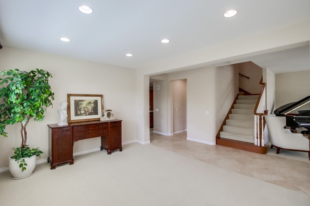 Virtual tour photo 13 of 50 for 15588 Paseo Del Sur