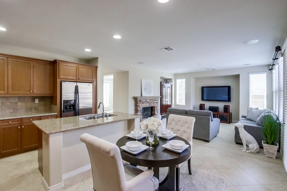 Virtual tour photo 17 of 50 for 15588 Paseo Del Sur