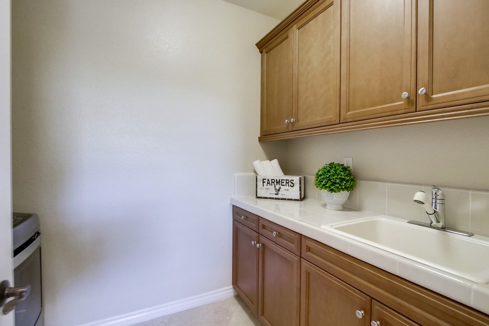 Virtual tour photo 24 of 50 for 15588 Paseo Del Sur