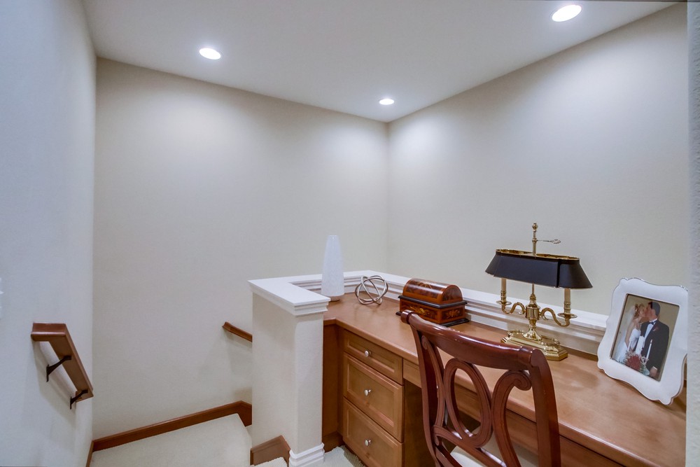 Virtual tour photo 25 of 50 for 15588 Paseo Del Sur